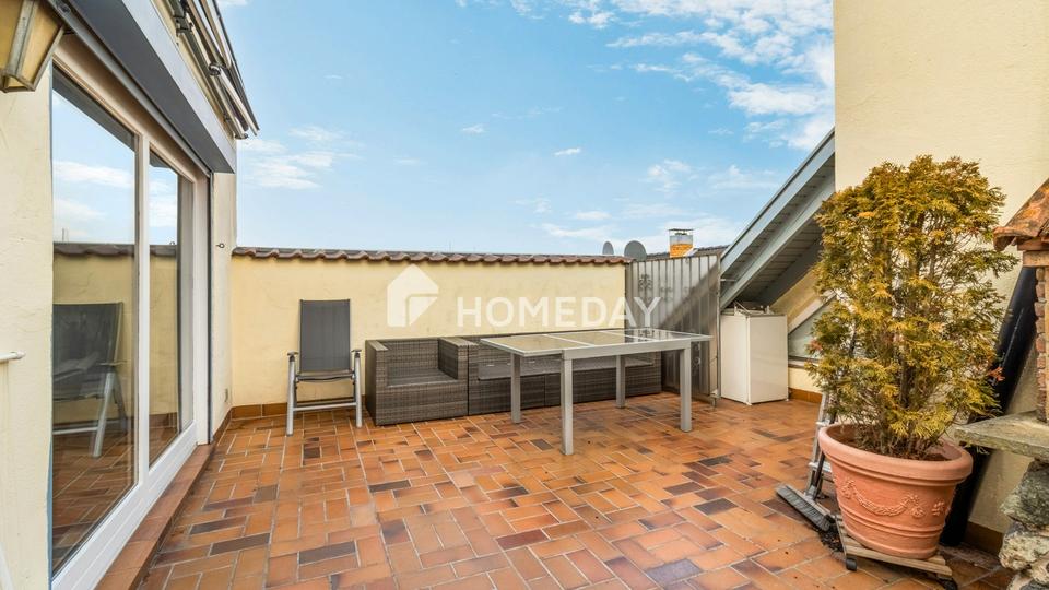 Gepflegtes Mehrfamilienhaus mit vier Wohnungen, Restaurant, Terrasse und Hof in Sulzbach am Main – Bild 2