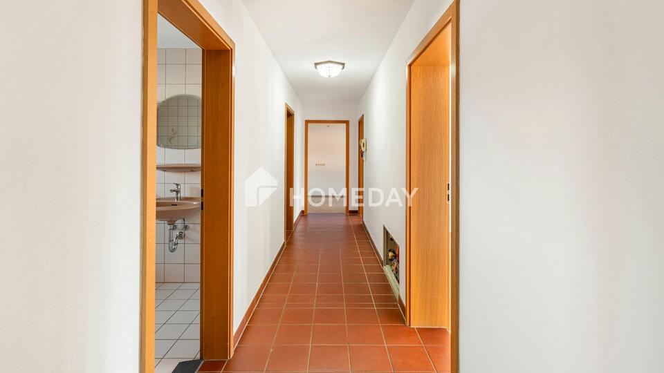 Raum für Generationen – Großzügige Doppelhaushälfte mit beheizten Pool, Kamin & Gartenparadies – Bild 21