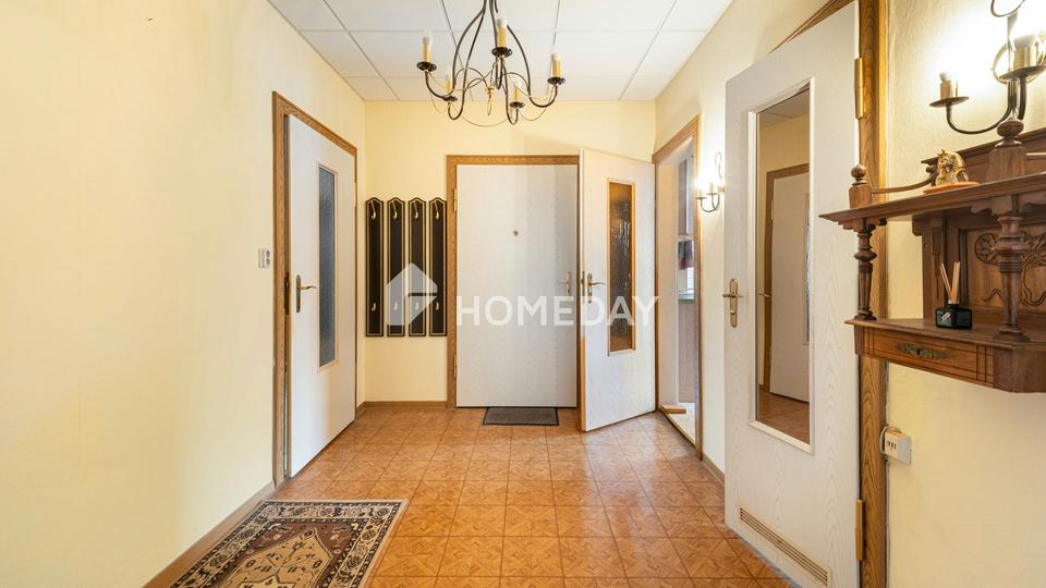 Stilvolles Zweifamilienhaus mit Vollkeller, Gartenidylle und vielseitigen Nutzungsmöglichkeiten – Bild 19