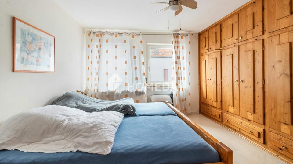 Gepflegtes Mehrfamilienhaus mit vier Wohnungen, Restaurant, Terrasse und Hof in Sulzbach am Main – Bild 15