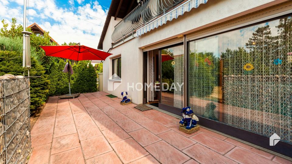 Familienfreundliches großes EFH mit ELW, großem Grundstück, Terrasse, Loggia, Balkon und Kamin – Bild 3