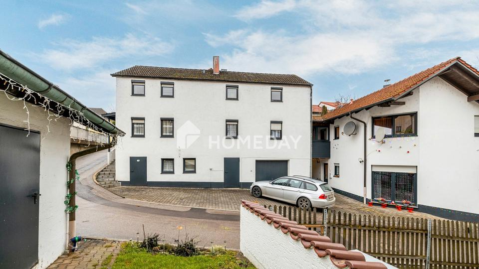 Charmantes Ensemble aus Haupthaus & Anbau in gefragter Lage von Dingolfing