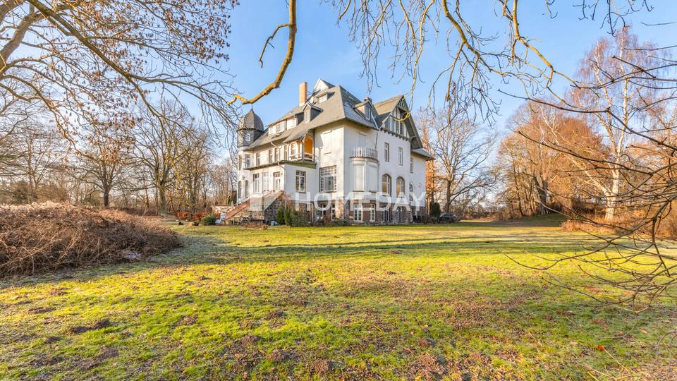 Gepflegtes Anlageobjekt mit neun Wohneinheiten in historischer Architektur – Bild 8