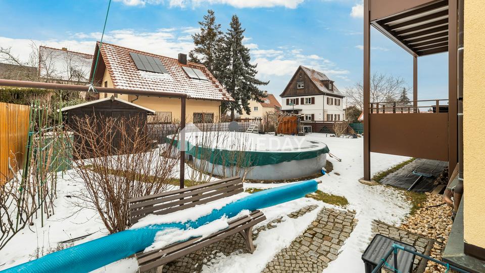 Stilvolles Zweifamilienhaus mit Vollkeller, Gartenidylle und vielseitigen Nutzungsmöglichkeiten – Bild 4