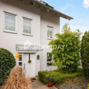 Exklusives Wohnen am Waldrand in Stuttgart-Schönberg – hochwertige DHH mit über 250 m² Nutzfläche