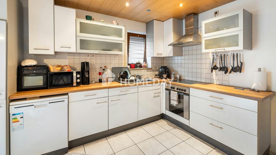 Charmantes Ensemble aus Haupthaus & Anbau in gefragter Lage von Dingolfing – Bild 3