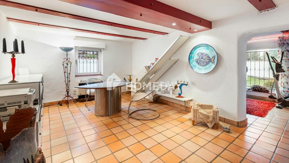 Liebhaberobjekt mit mediterraner Seele – Wohnen als Kunstform – Bild 24