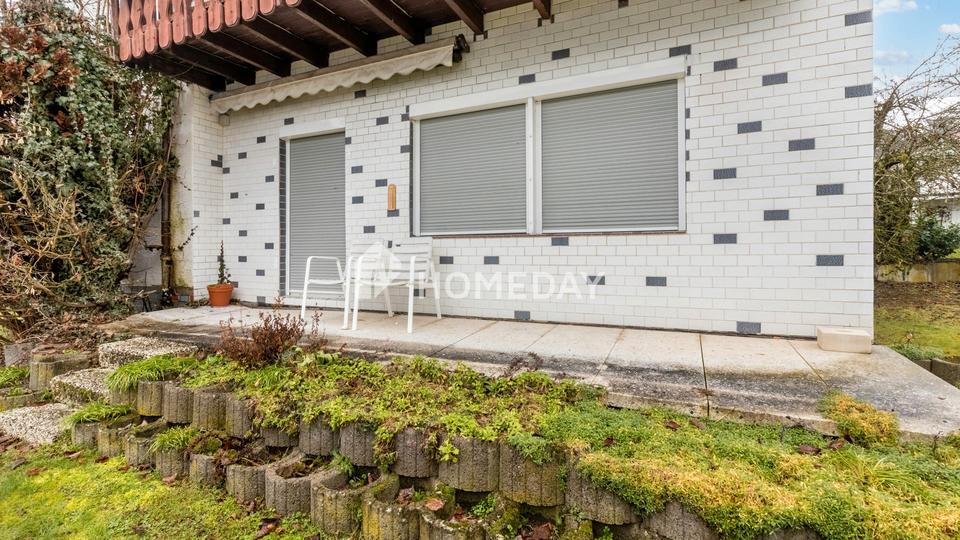 Familienhaus mit Gartenidylle, Terrasse und Balkon in beliebter Wohnlage – Bild 3