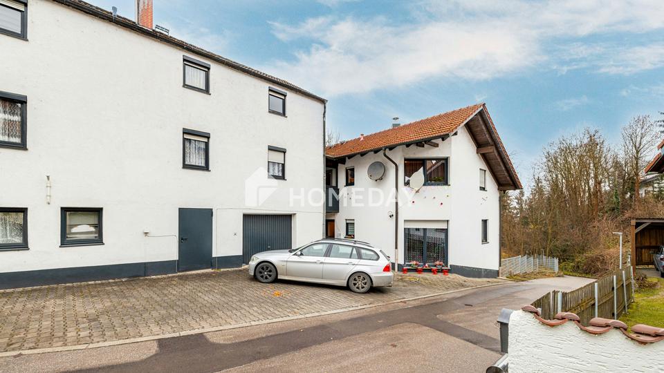 Charmantes Ensemble aus Haupthaus & Anbau in gefragter Lage von Dingolfing – Bild 2