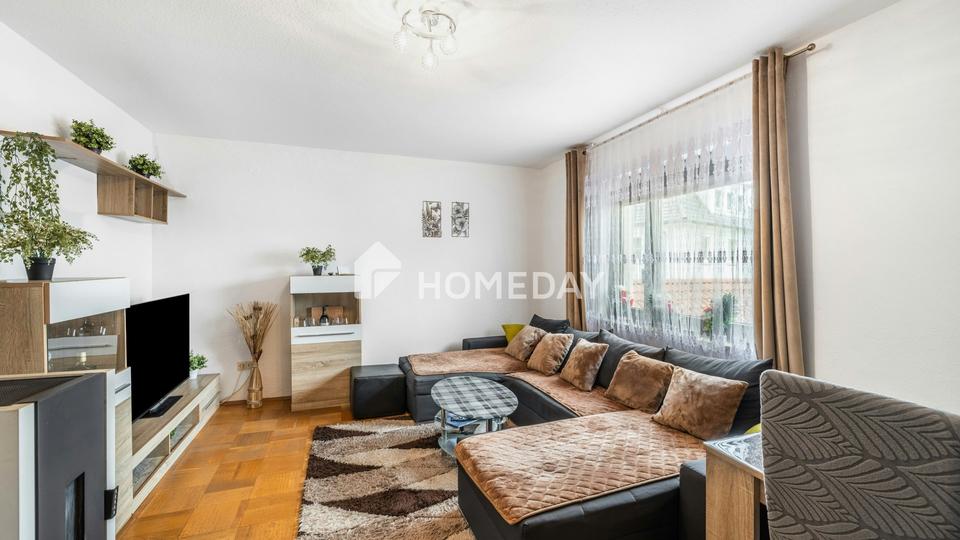 Großzügig & vielseitig: Zweifamilienhaus mit Garten, 2 Garagen und Balkonen in Krondorf – Bild 11