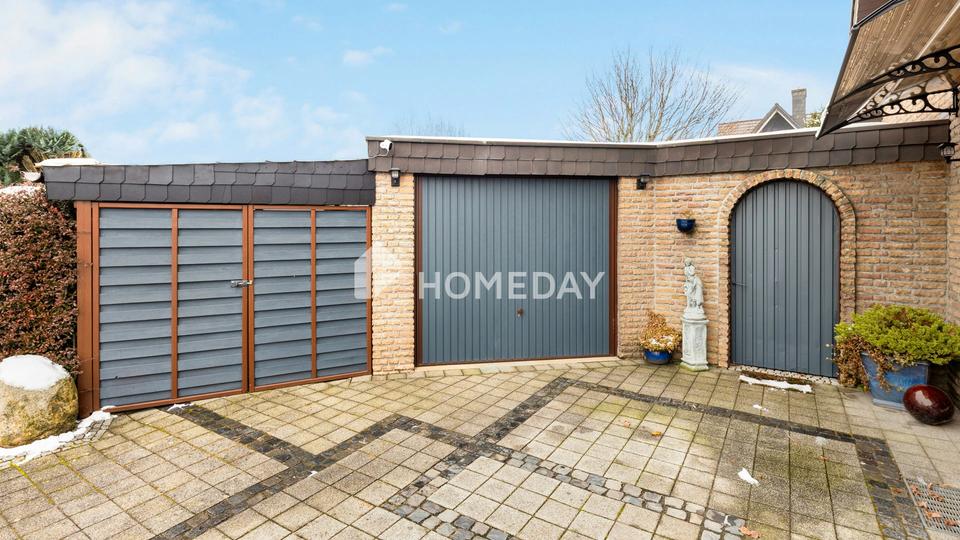 Neuwertige Doppelhaushälfte mit hochwertiger Ausstattung und Garten – Bild 9