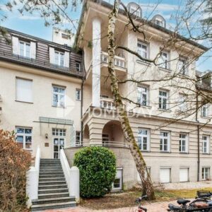 Charmante 2-Zimmer-Souterrain-Wohnung im "Hubertus Palais"