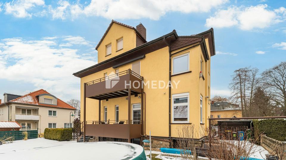 Stilvolles Zweifamilienhaus mit Vollkeller, Gartenidylle und vielseitigen Nutzungsmöglichkeiten – Bild 3