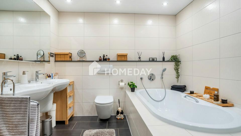 Architektonisches Split-Level-Reihenhaus mit 156 m² Wohnfläche, Fußbodenheizung & Westgarten – Bild 14