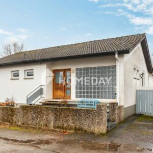 Großzügiges Wohnen in Pirmasens mit eigenem Pool, Sauna und großem Grundstück