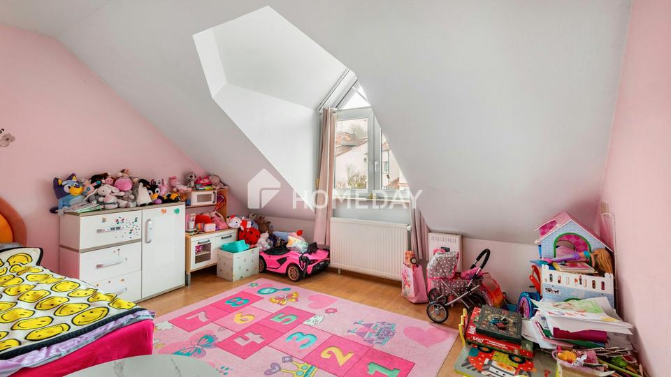 Gemütliche Maisonette-Wohnung mit Balkon und Weitblick in schöner Lage von Niedernhausen – Bild 7