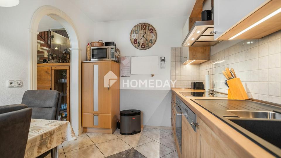 Architektonisches Split-Level-Reihenhaus mit 156 m² Wohnfläche, Fußbodenheizung & Westgarten – Bild 7