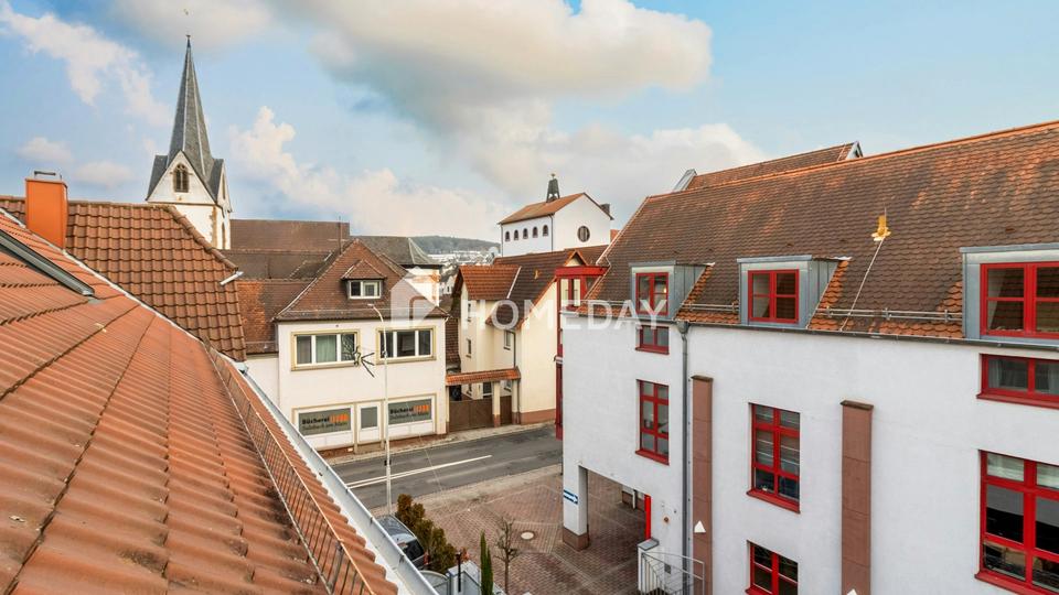 Gepflegtes Mehrfamilienhaus mit vier Wohnungen, Restaurant, Terrasse und Hof in Sulzbach am Main – Bild 6
