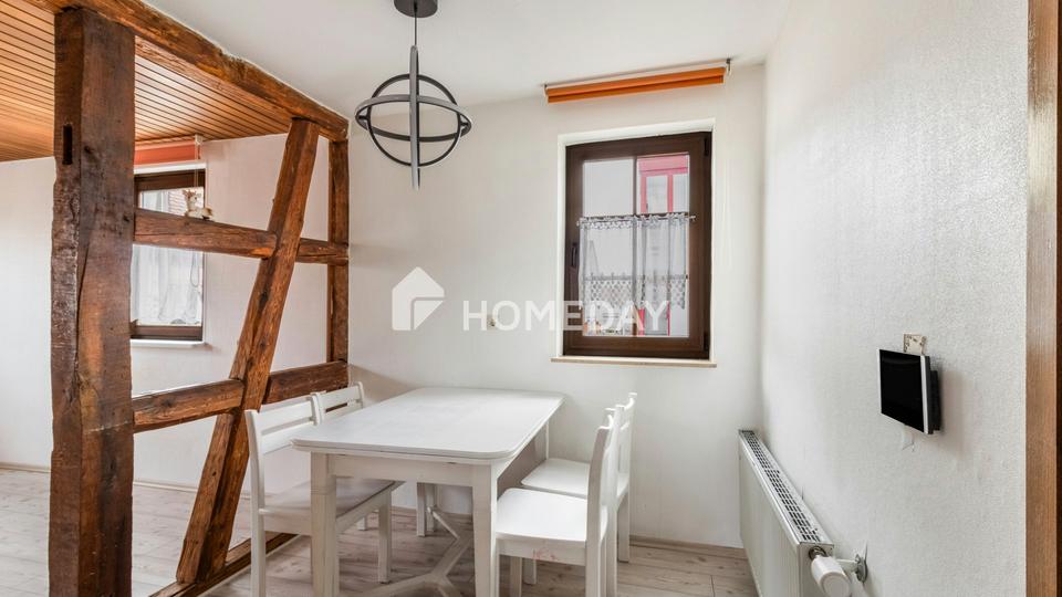 Gepflegtes Mehrfamilienhaus mit vier Wohnungen, Restaurant, Terrasse und Hof in Sulzbach am Main – Bild 8