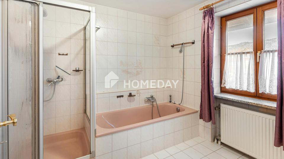 Raum für Generationen – Großzügige Doppelhaushälfte mit beheizten Pool, Kamin & Gartenparadies – Bild 27