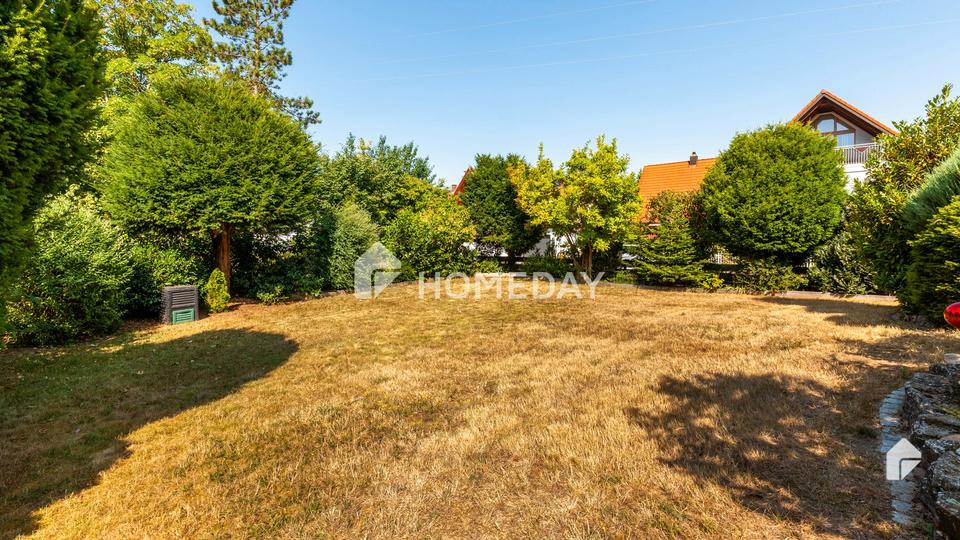 Familienfreundliches großes EFH mit ELW, großem Grundstück, Terrasse, Loggia, Balkon und Kamin – Bild 6