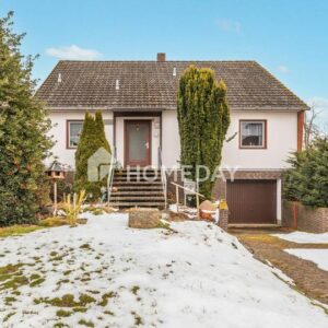 Freistehendes EFH mit 783 m² Grundstück, Vollkeller & Garage in ruhiger Lage