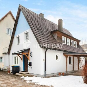 Großzügiges Ein- oder Zweifamilienhaus mit vielseitigem Raumkonzept