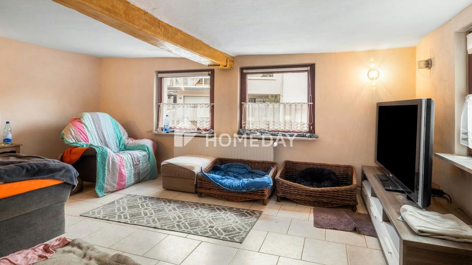 Einfamilienhaus mit Scheune und Nebengebäuden in ruhiger Lage – Bild 11